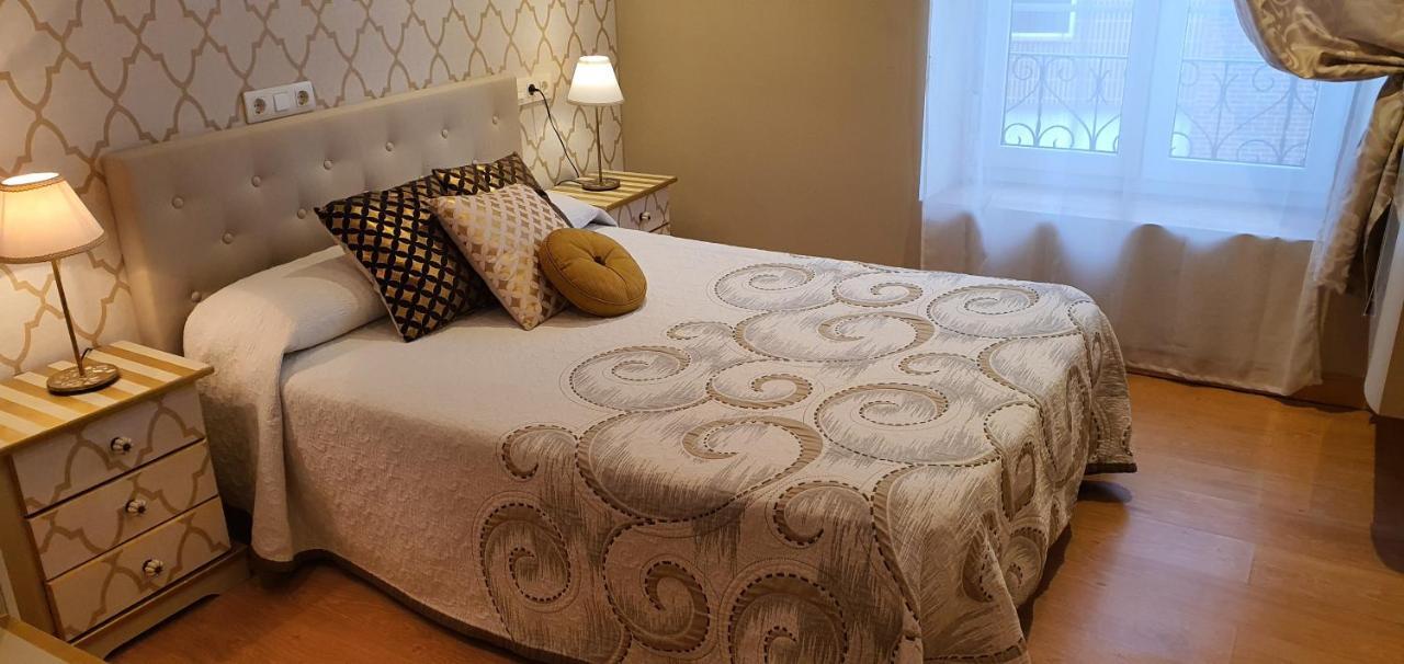 Hosteria Villa De Castro Кастро-Урдиалес Екстериор снимка