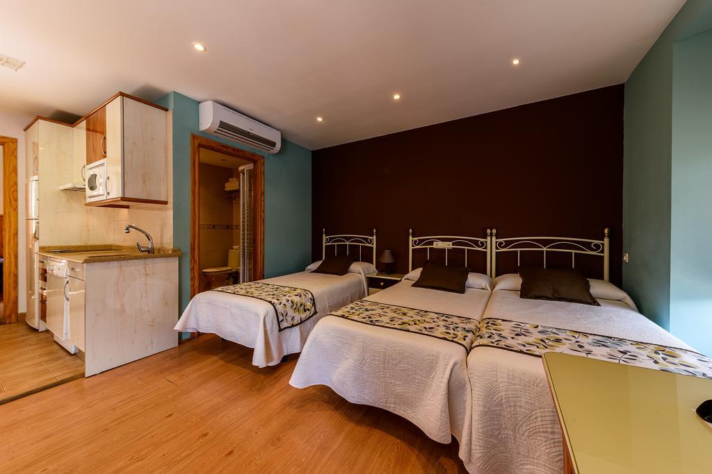 Hosteria Villa De Castro Кастро-Урдиалес Екстериор снимка