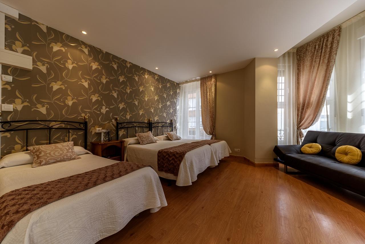 Hosteria Villa De Castro Кастро-Урдиалес Екстериор снимка