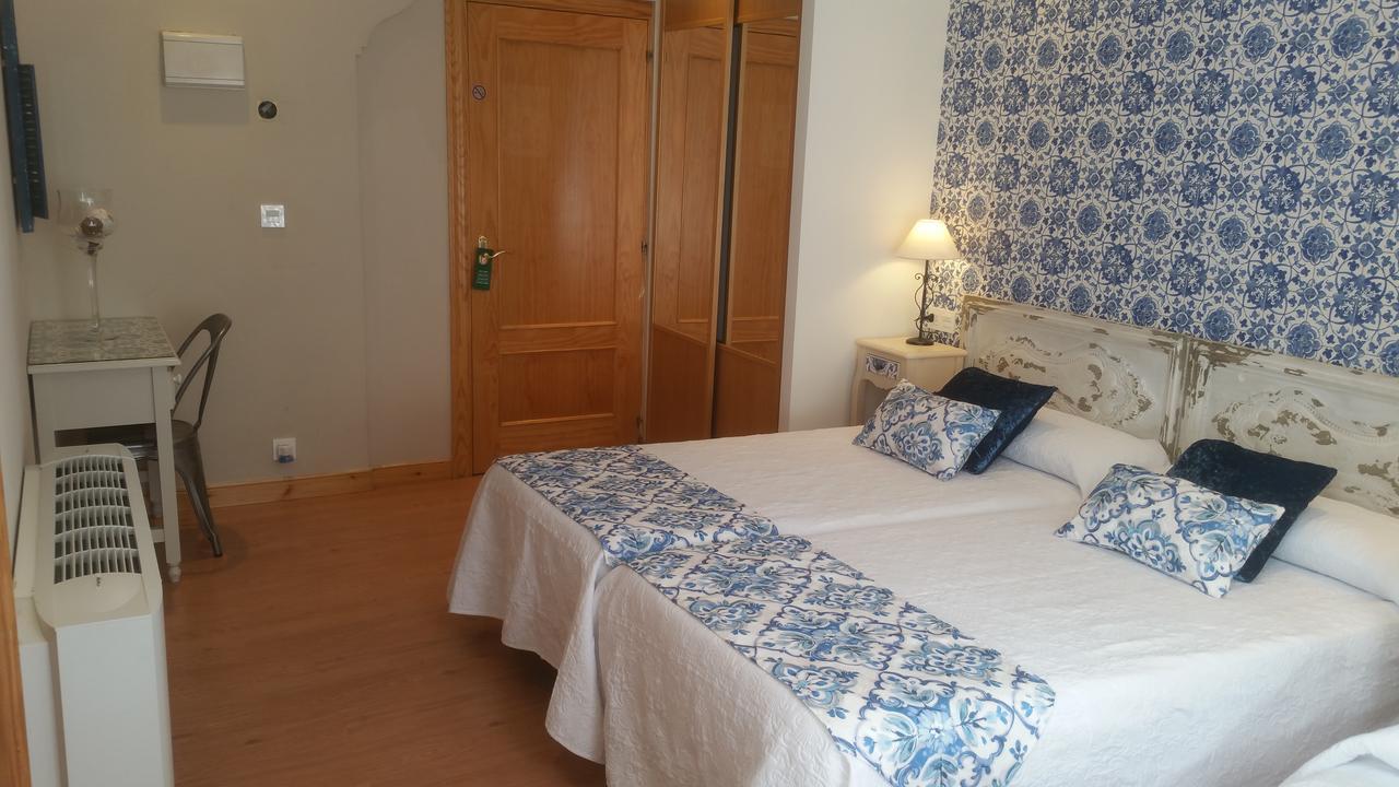 Hosteria Villa De Castro Кастро-Урдиалес Екстериор снимка